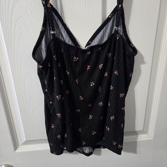 Flower tank top - Picture 3 of 3